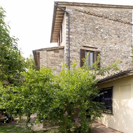 Fonte Galletta Daire Assisi